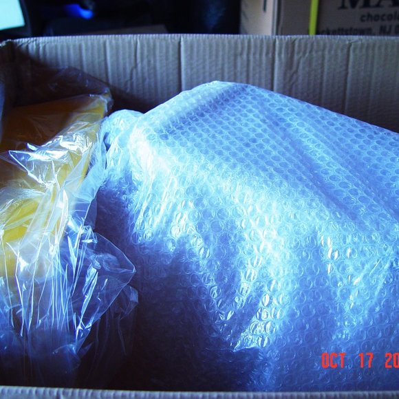 M&M RED CHARACTER DISPLAY WITH TRAY NEW IN THE BOX - Picture 4 of 6